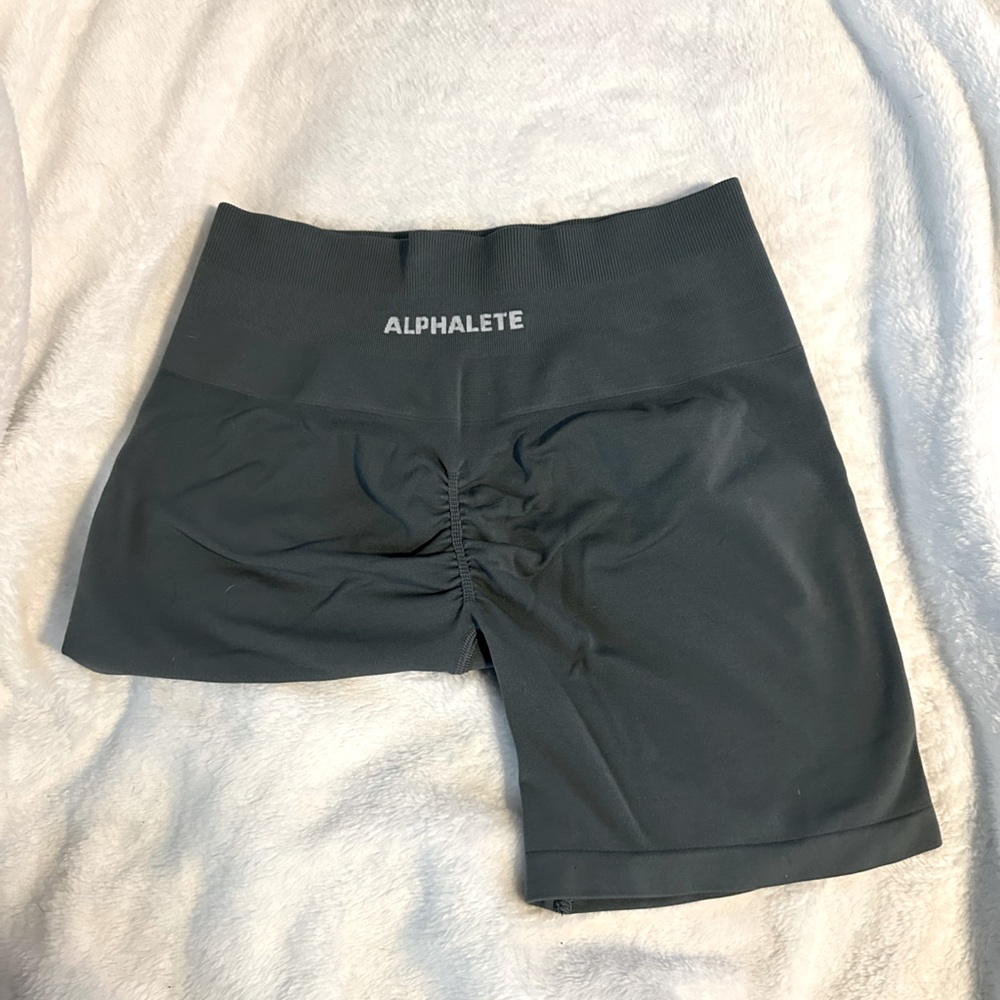 Alphalete Amplify Shorts